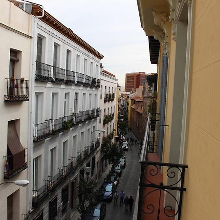 Hostal Casanova Madrid Luaran gambar