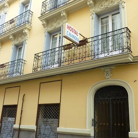 Hostal Casanova Madrid Luaran gambar