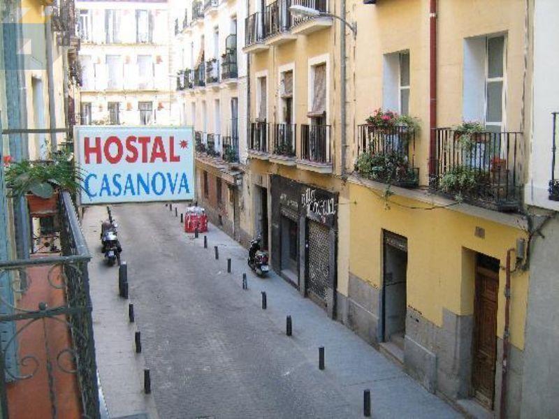 Hostal Casanova Madrid Luaran gambar